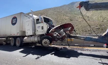 Arteaga: Caos vial en la 57 derivado de accidente en ‘Los Chorros’