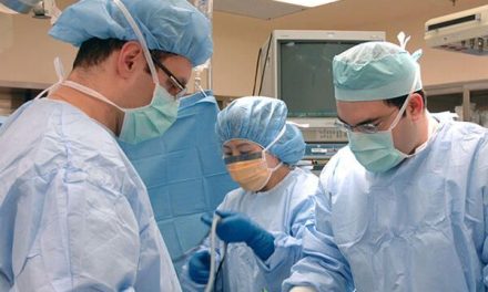 Especialistas extirpan tumor de 13 kilos en el IMSS Veracruz