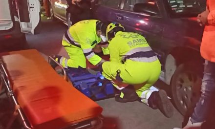Vehículo atropella a un menor de edad y escapa del lugar del accidente en Saltillo