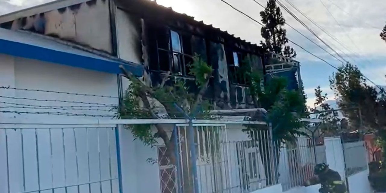 Saltillo: Incendio en templo de la colonia Chamizal; mecha encendida causa del siniestro