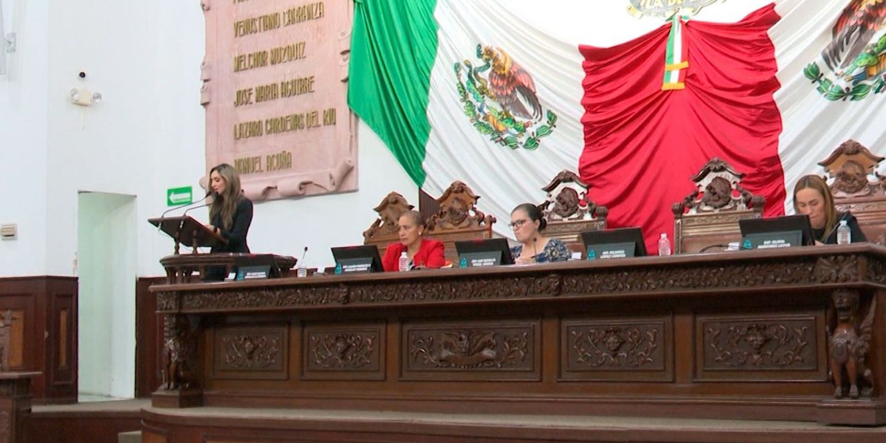 Capacitan en movilidad e inclusión a operadores de transporte en Coahuila