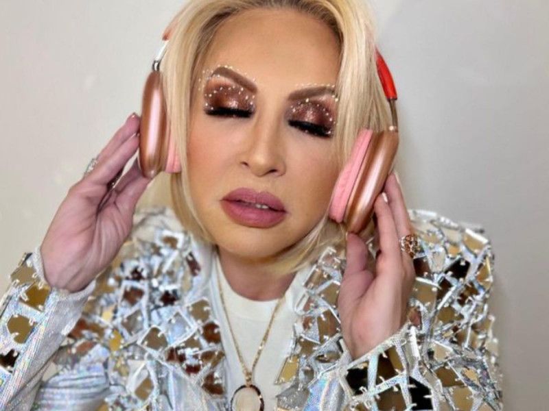 Debuta Laura Bozzo como DJ en la CDMX