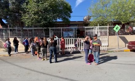 Saltillo: Directora de primaria no se presentó a laborar tras cuestionamientos de uso de dinero