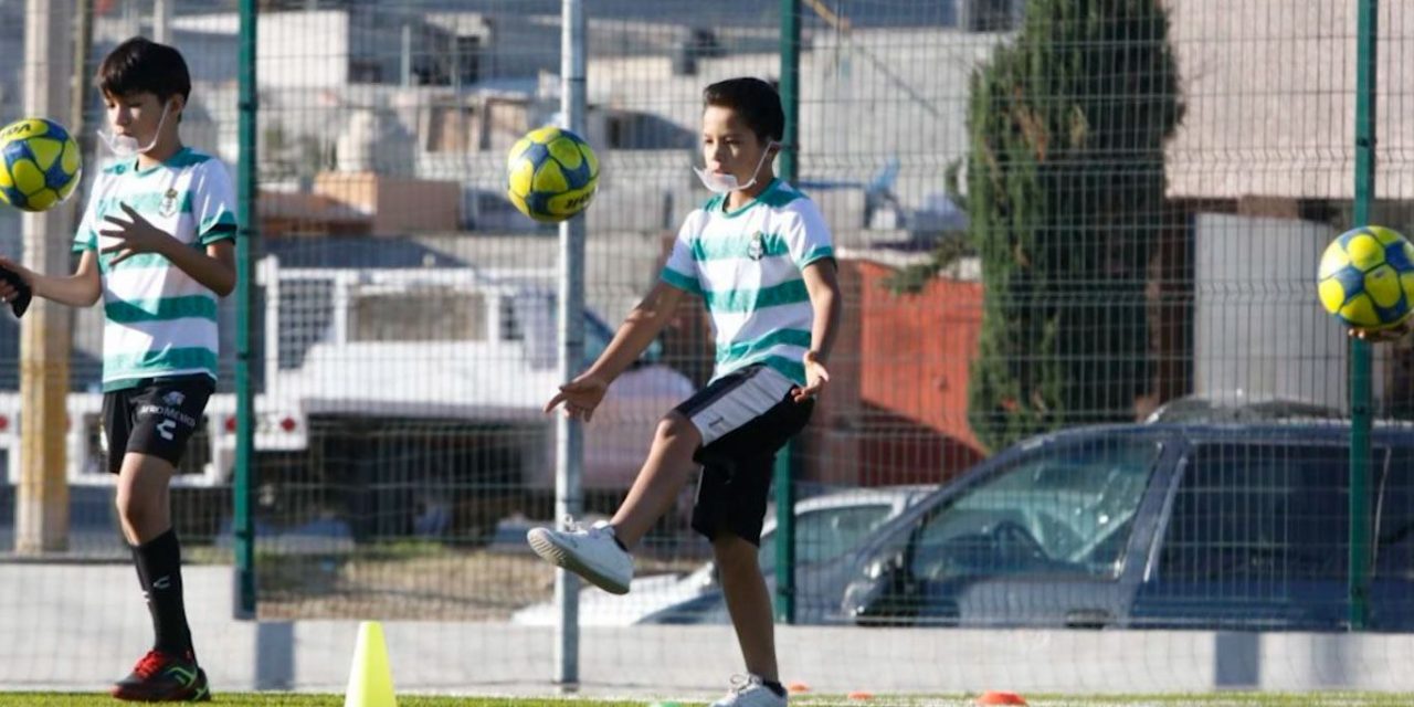 Promocionan ejercicio y salud en el Multideportivo El Sarape