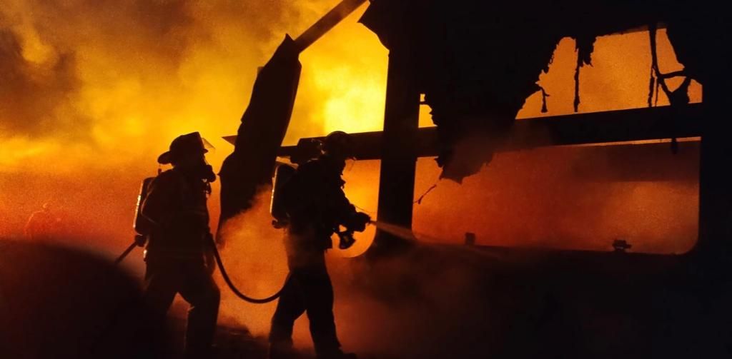 Se incendia nodriza en el libramiento Norponiente