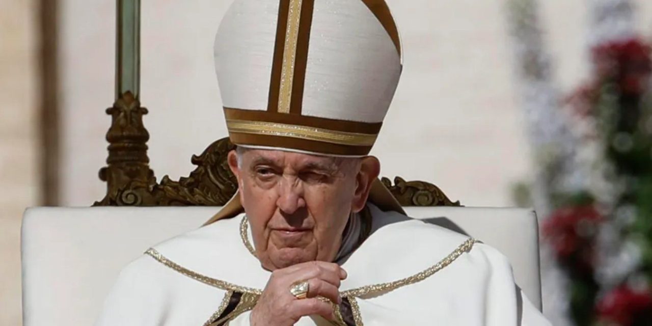 Papa Francisco pide en el Domingo de Pascua poner fin a los conflictos en Ucrania y Jerusalén