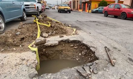 Saltillo: Dejan pozo abierto, es un peligro para automovilistas