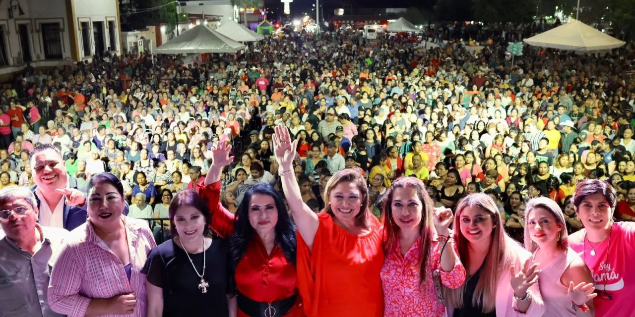 Festejan a madres de Sabinas