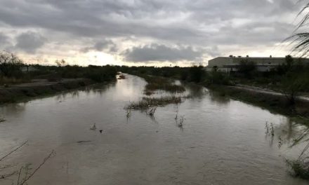 Lluvias causan inundaciones en la Carbonífera