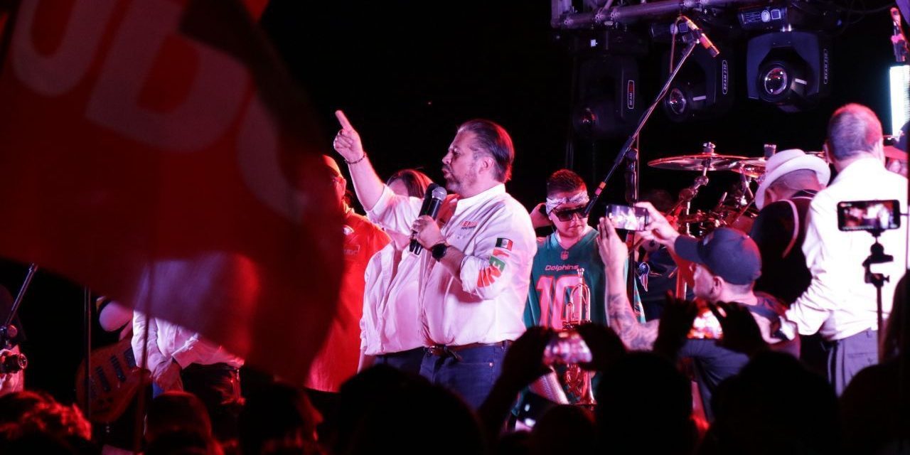 Sabinas respalda a Lenin Pérez