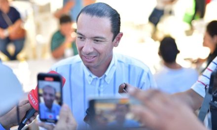 Exigen recursos federales para atender a migrantes en Acuña