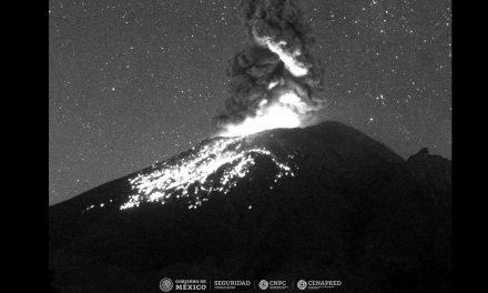 Popocatépetl registra dos explosiones y un sismo en 24 horas