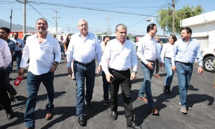 Supervisan Riquelme y Fraustro rehabilitación de pavimento