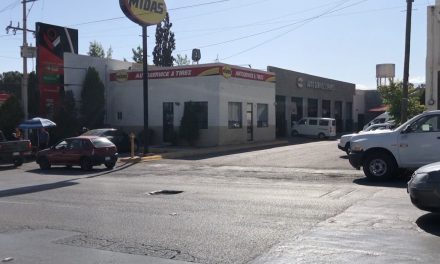 Se quejan de bache en medio de bulevar Venustiano Carranza