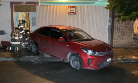 Choque ocasiona fuga de gas en Saltillo