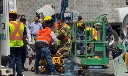 Hombre recibe descarga de 34 mil volts en Saltillo