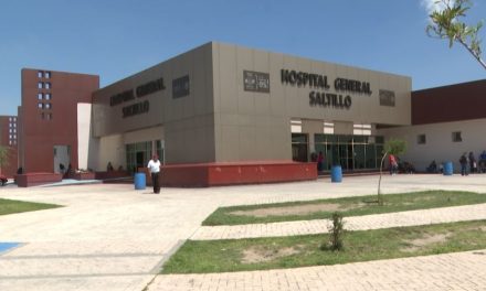 Muere al caer por la escaleras de una primaria en Saltillo