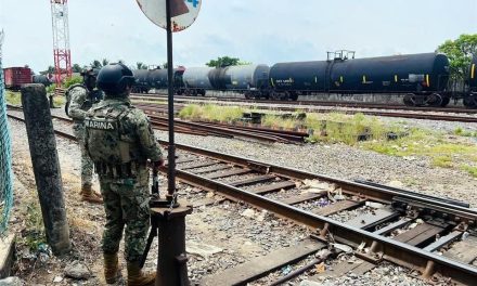 Niega AMLO pago a Ferrosur por uso de vías; se avanza en acuerdo