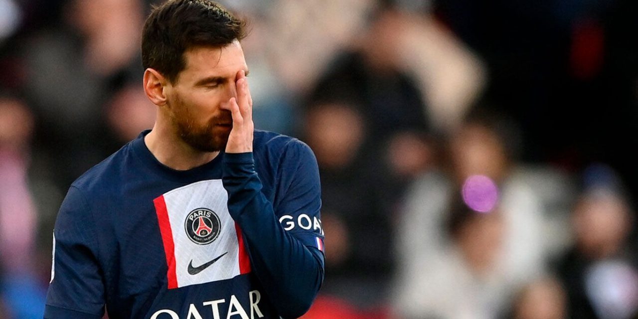 Se rompe relación; se reúnen hinchas del PSG para insultar a Messi