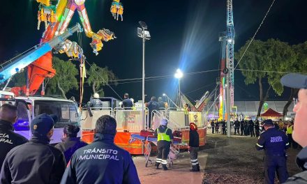 Otra vez falla un juego mecánico en México; ahora quedan atrapadas 24 personas