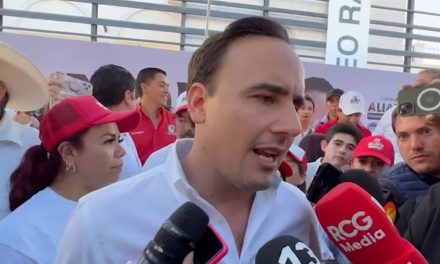 Advierte Manolo Jimenez no ceder a las amenazas de sus adversarios