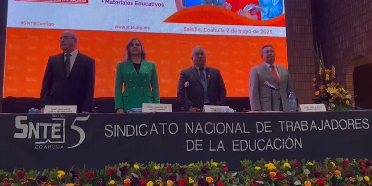 Maestros desarrollan foro de preparación para nuevo esquema llamado Nueva Escuela Mexicana