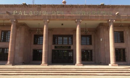 Participan familiares de personas desaparecidas en foro de consulta en el Congreso del Estado