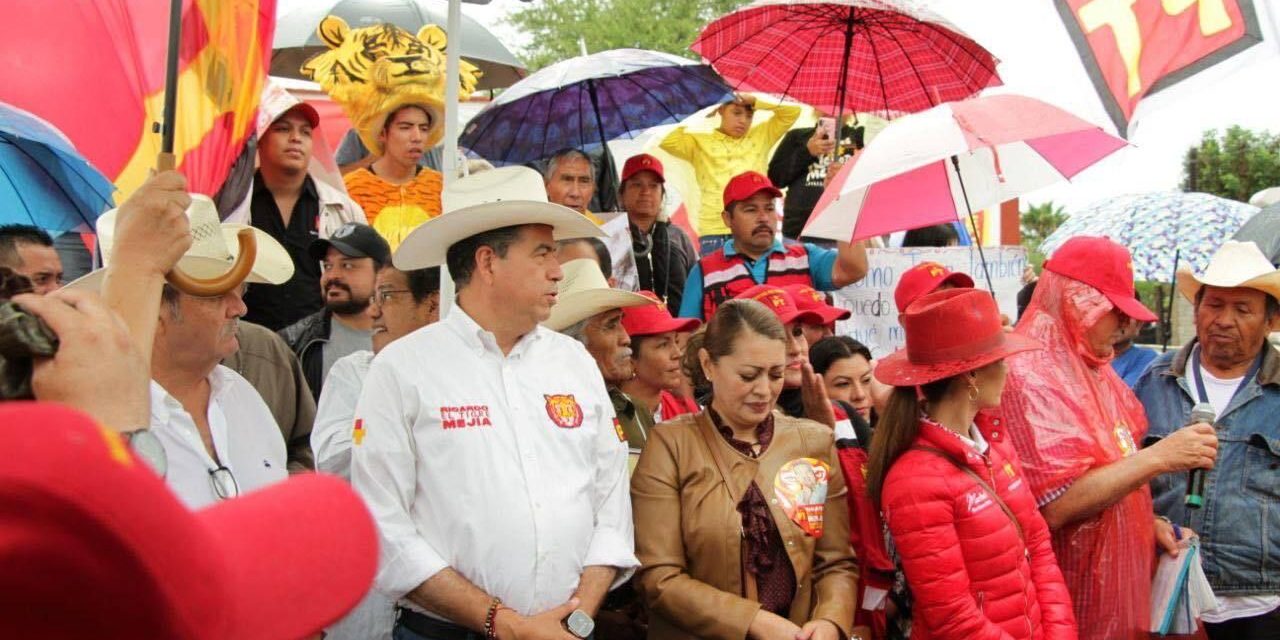 Promete Ricardo Mejía devolver agua a campesinos