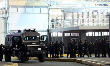 Tres muertos deja una riña en el penal de Santa Martha Acatitla