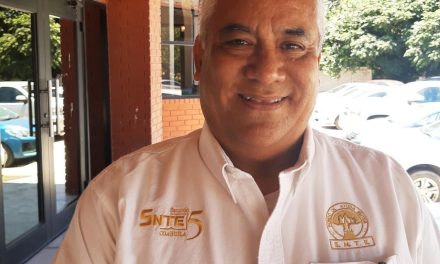 Maestros reciben aumento salarial en Acuña