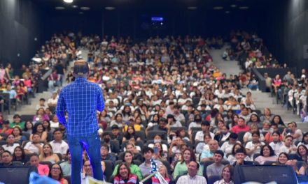 Motiva DIF Acuña a jóvenes