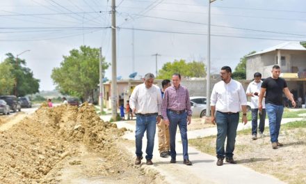 Supervisa alcalde obra de pavimentación en Acuña