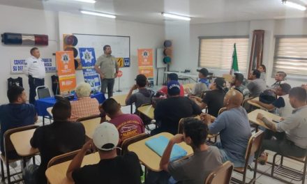 Certifican a motociclistas en Torreón
