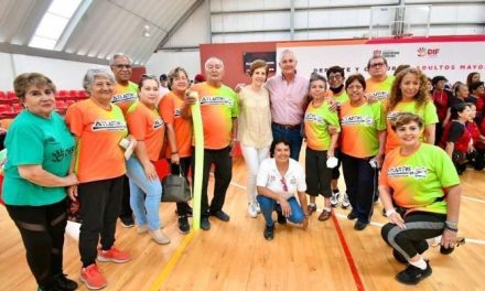 Promueven deportes y cultura entre adultos mayores en DIF Torreón