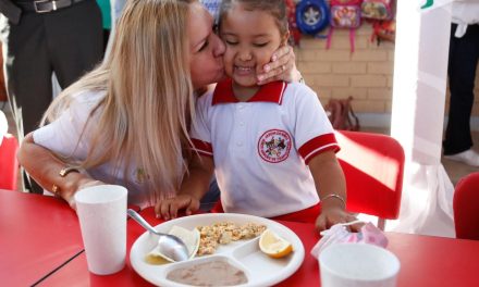 DIF Coahuila entrega más de 52 millones de desayunos escolares