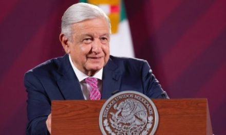 El lunes todas las ‘corcholatas’ deben renunciar… si el consejo de Morena lo aprueba; AMLO