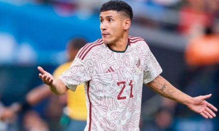 Afición tunde a Uriel Antuna por su desempeño con el ‘Tri’