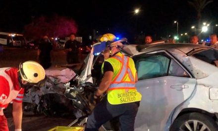 Saltillo: aparatoso percance generó movilización policial