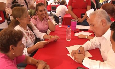 Municipio ofrece Audiencia Pública en colonia Jacarandas de Torreón