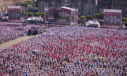 CDMX rompe récord con la clase de box más grande del mundo