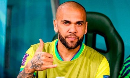 Dani Alves seguirá en prisión, le rechazan libertad bajo fianza