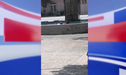 Limpian la ‘fuente del amor’ en Saltillo tras denuncias de pareja teniendo relaciones en ella