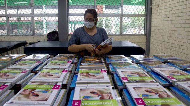 Libros de texto siguen sin estar listos a meses de iniciar ciclo escolar