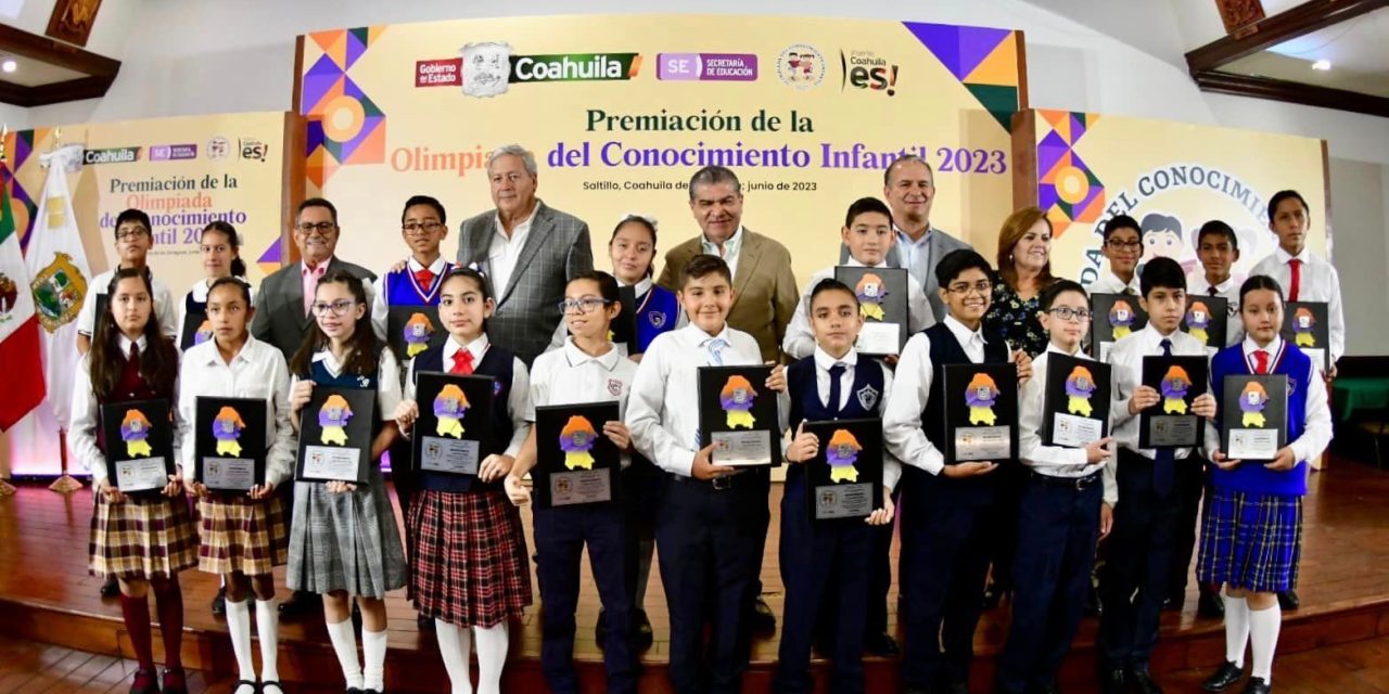 Reconocen a los mejores alumnos de primaria en Coahuila