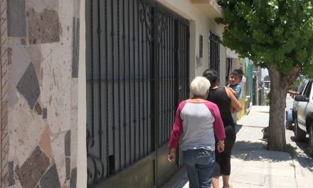 Saltillo: Padecen vecinos de la colonia Jesús Cabello falta de agua en plena ola de calor