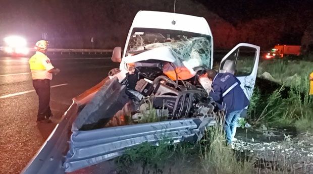 Saltillo: Se fractura ambas piernas; dormita y termina prensado
