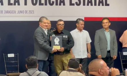 Reconocen actuar y trayectoria  de destacados policías estatales en Coahuila