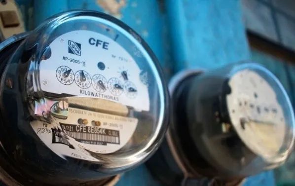 Comercios podrían cerrar por altos cobros de CFE