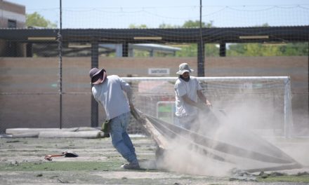 Inician rehabilitación de espacios deportivos en Acuña