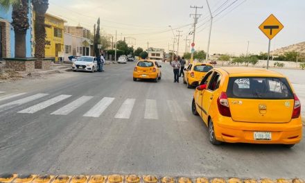 Revisiones a taxis inhiben clonación de gafetes en Torreón